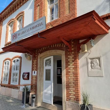Rugby Club Hostel Έστεργκομ Εξωτερικό φωτογραφία